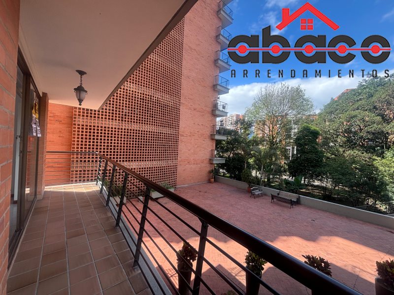 Apartamento disponible para Arriendo en Envigado con un valor de $4,300,000 código 12558