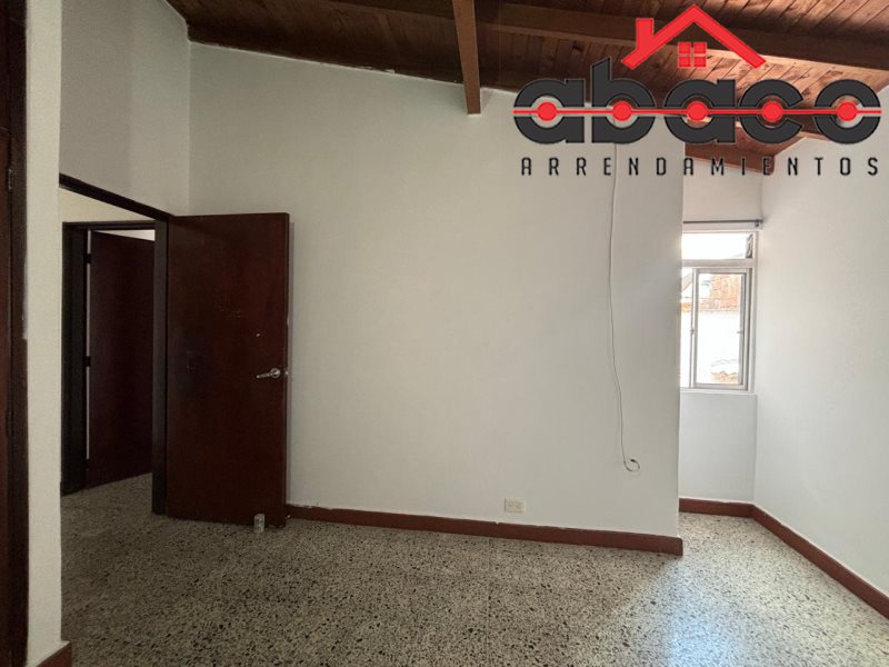 Casa disponible para Ambos en Envigado Envigado Centro Foto numero 1