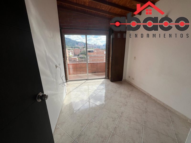 Apartamento disponible para Arriendo en Envigado con un valor de $2,500,000 código 2388